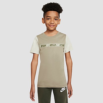 Nike Repeat Logo T-Shirt Junior's