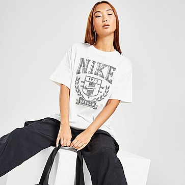 Nike Varsity Boyfriend T-Shirt