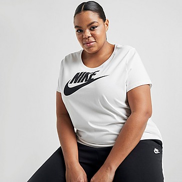 Nike Essential Futura Plus Size T-Shirt Damen