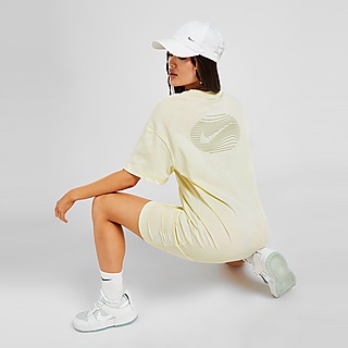 Nike Short Sleeve Graphic Tee Dress