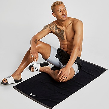 Nike toalla grande Fundamental