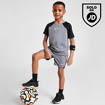 Nike Conjunto de camiseta y pantalón corto Academy infantil