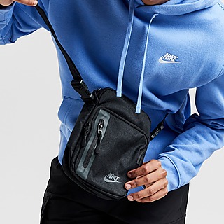 Nike Elemental Premium Crossbody Bag