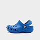 Azul Crocs Classic Clog para bebé