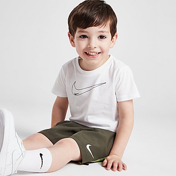 Nike Conjunto de camiseta y pantalón corto para bebé