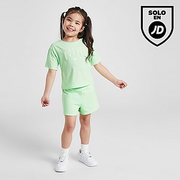 Nike Conjunto de camiseta y pantalón Corto Varsity Girls' Infantil
