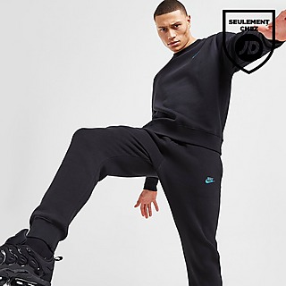 3 - 3  Nike Pantalons de Survêtement - Vêtements