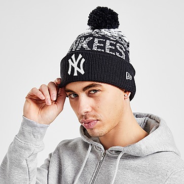 New Era MLB Sideline New York Yankees Pom Beanie