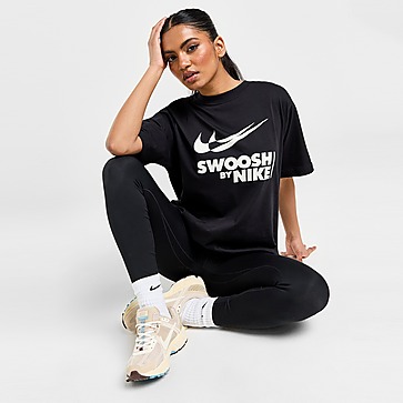 Nike T-Shirt a Maniche Corte Sportswear Swoosh