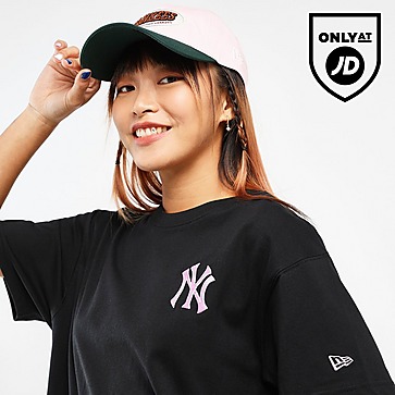 New Era ชุดเดรสผู้หญิง MLB T-Shirt