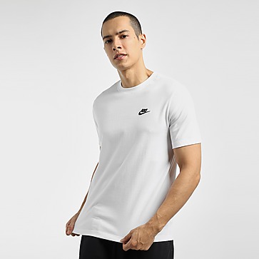 Nike เสื้อยืดผู้ชาย Club
