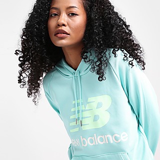 New Balance เสื้อฮู้ดผู้หญิง Essentials Stacked Logo