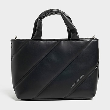 Calvin Klein กระเป๋า Quilted Micro Tote