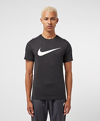 Nike Repeat Swoosh T-Shirt