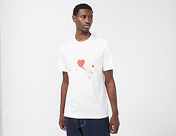 Nike T-Shirt Coeur & Semelle