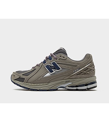 The New Balance Two WXY V3 is also featured in Women's