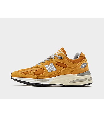 New Balance Men 2002R Whie M2002RHQv2 Made in UK Women's