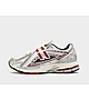 Grey/Red Always a staple in the New Balance retro runner catalog
