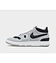 Gris Nike Attack