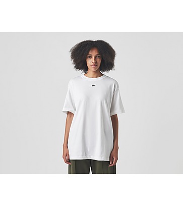 Nike Essential Logo Boyfriend T-shirt Dames