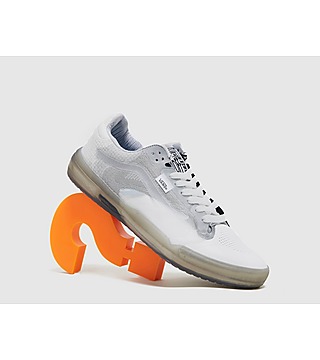 Vans Ultimate Waffle Skate Shoe