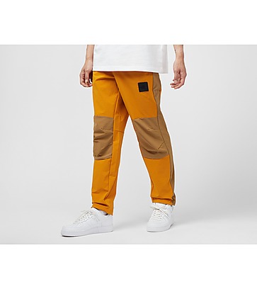 The North Face pantalón NSE Shell Suit