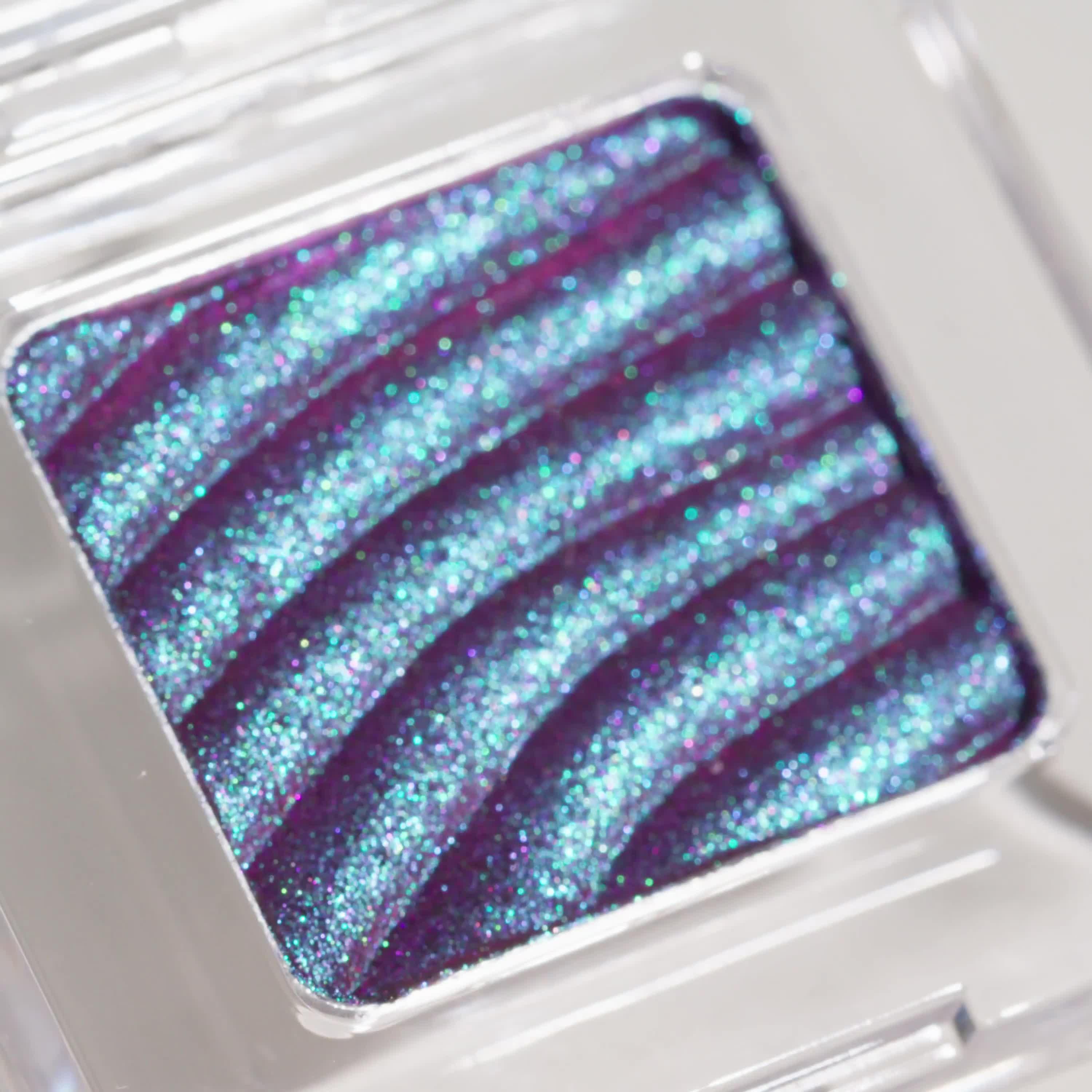 Prismatic Shift Eyeshadow