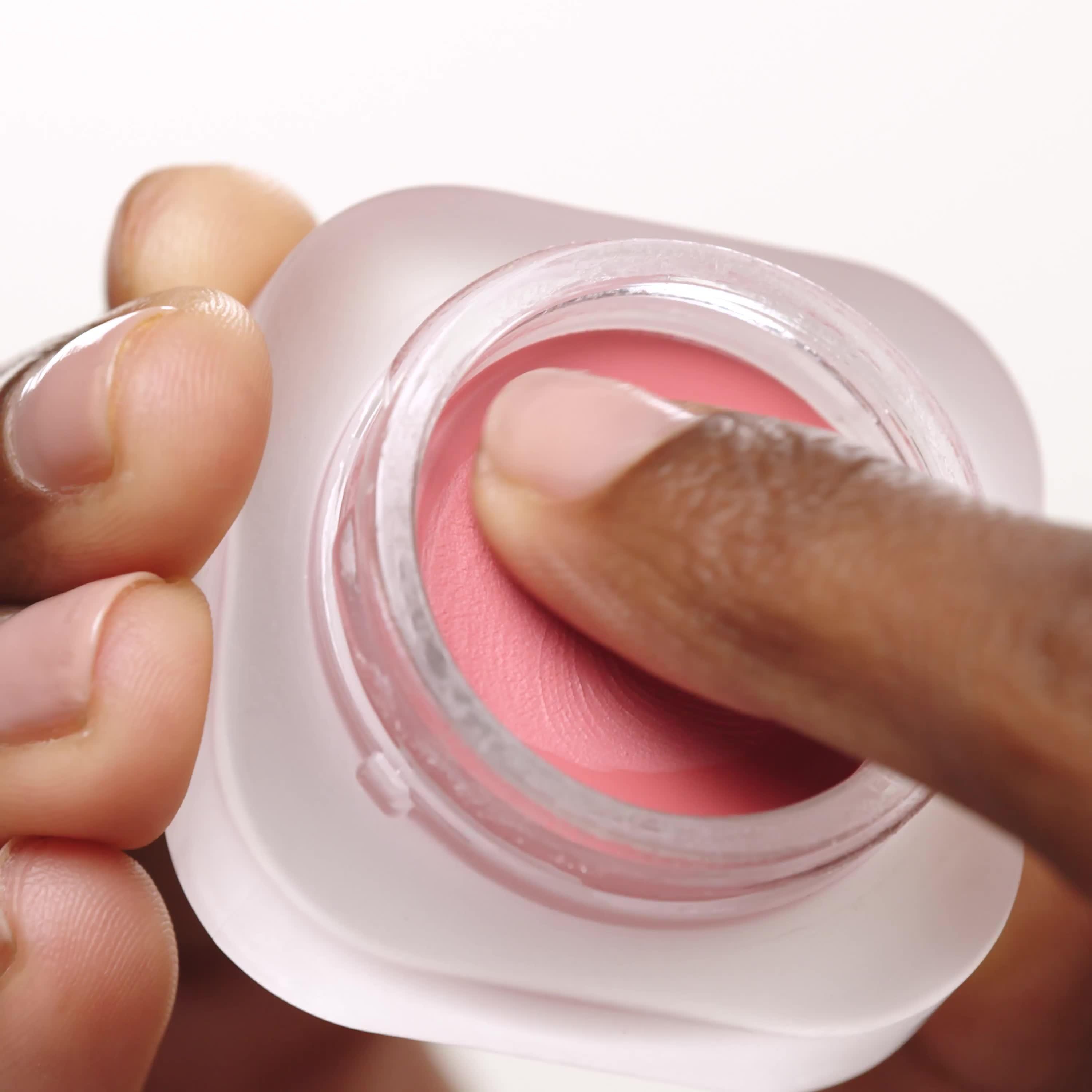 Velvet Pudding Blurring Blush