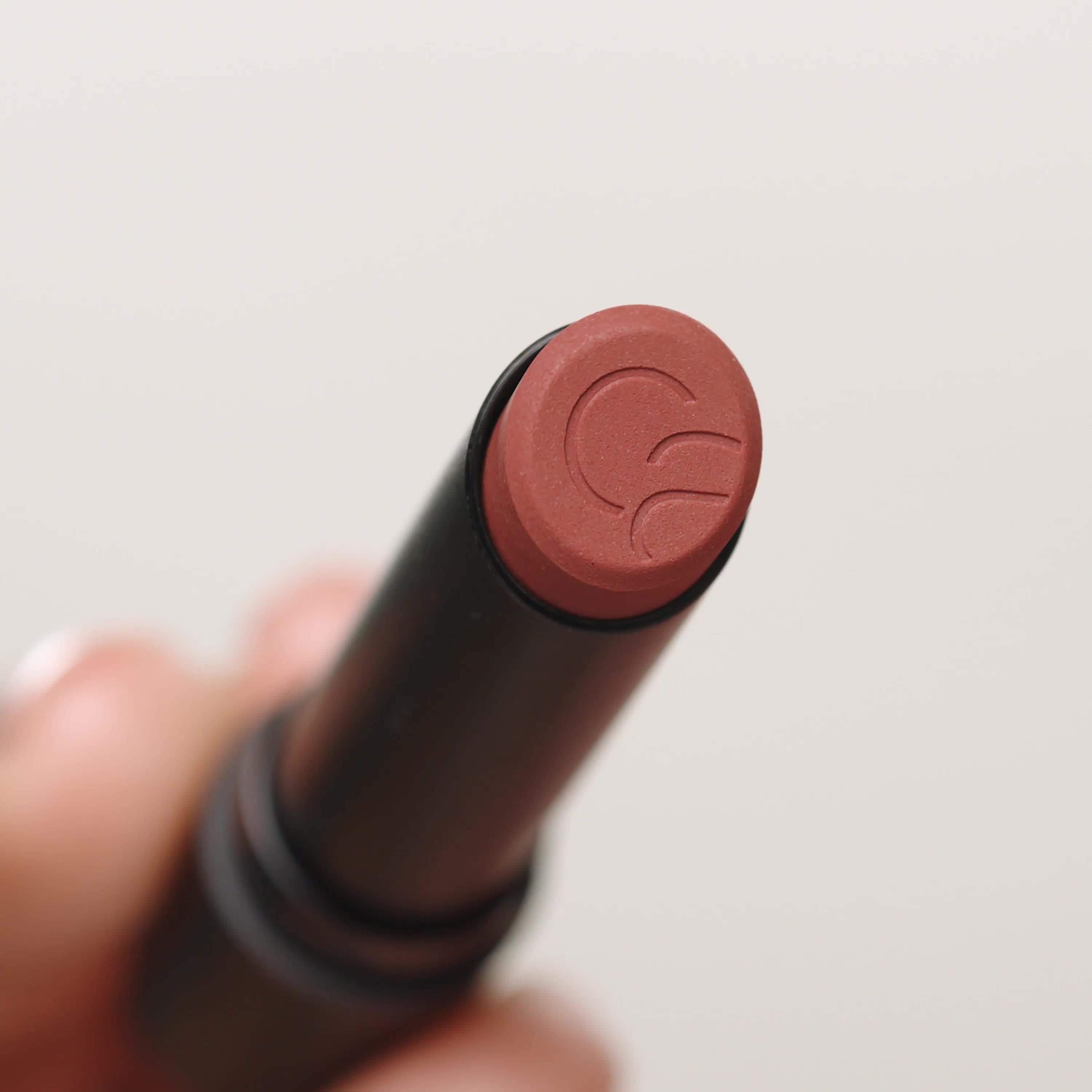 Blur-Real Matte Lipstick