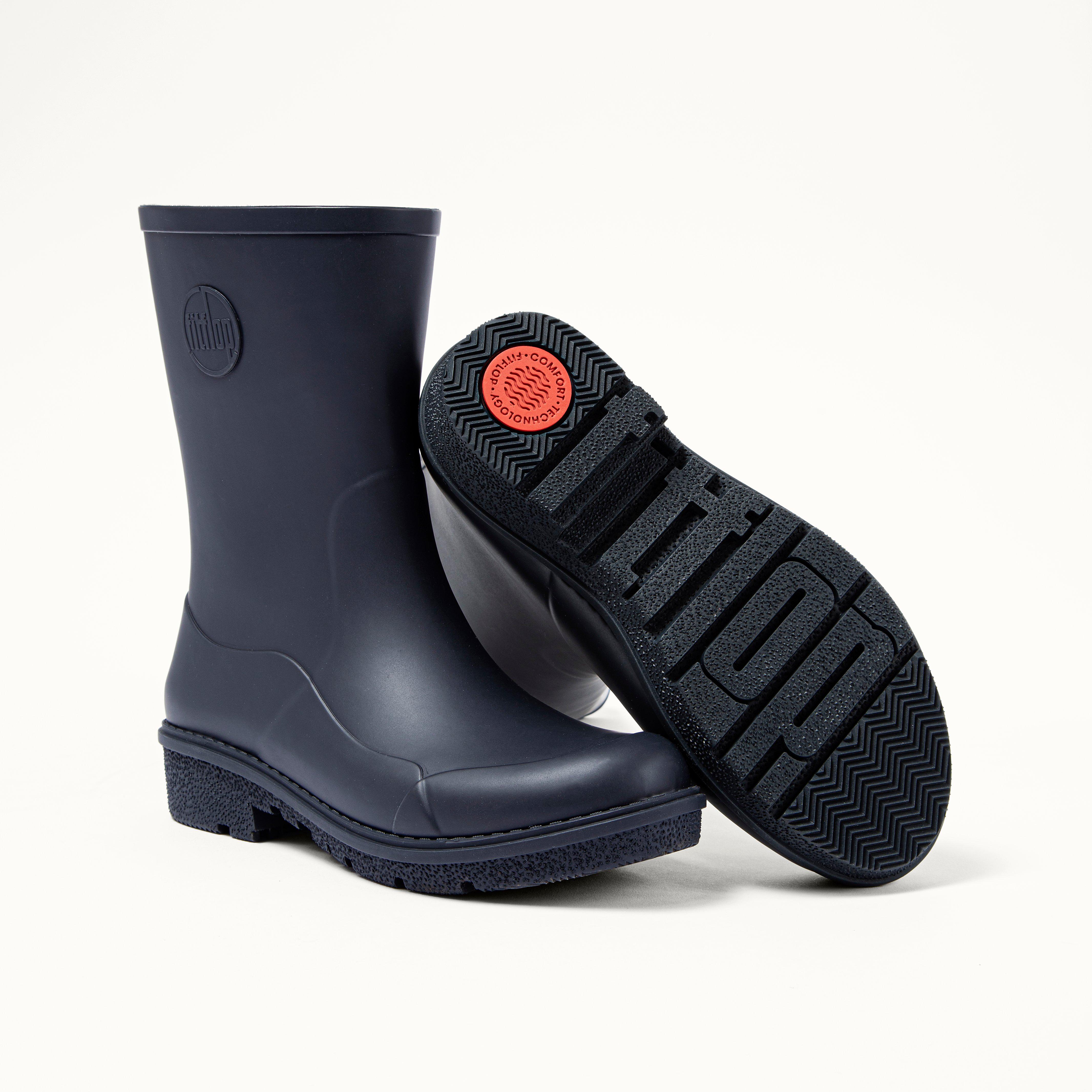 Fitflop sales navy boots